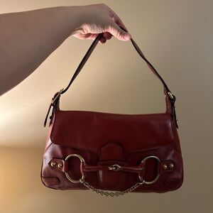 Gucci Brown Leather Shoulder Bag with Luxurious Finish